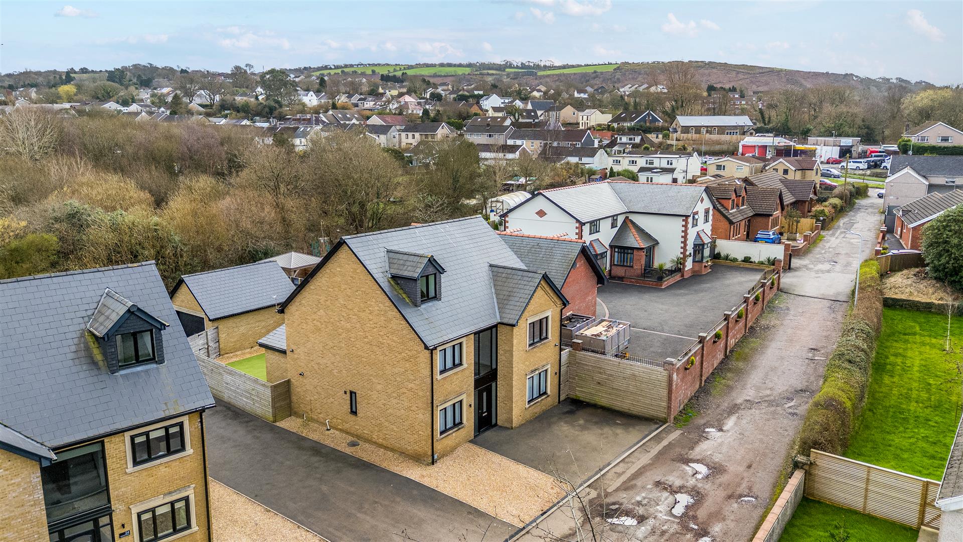 Westfield Road, Waunarlwydd, Swansea, SA5 4SJ